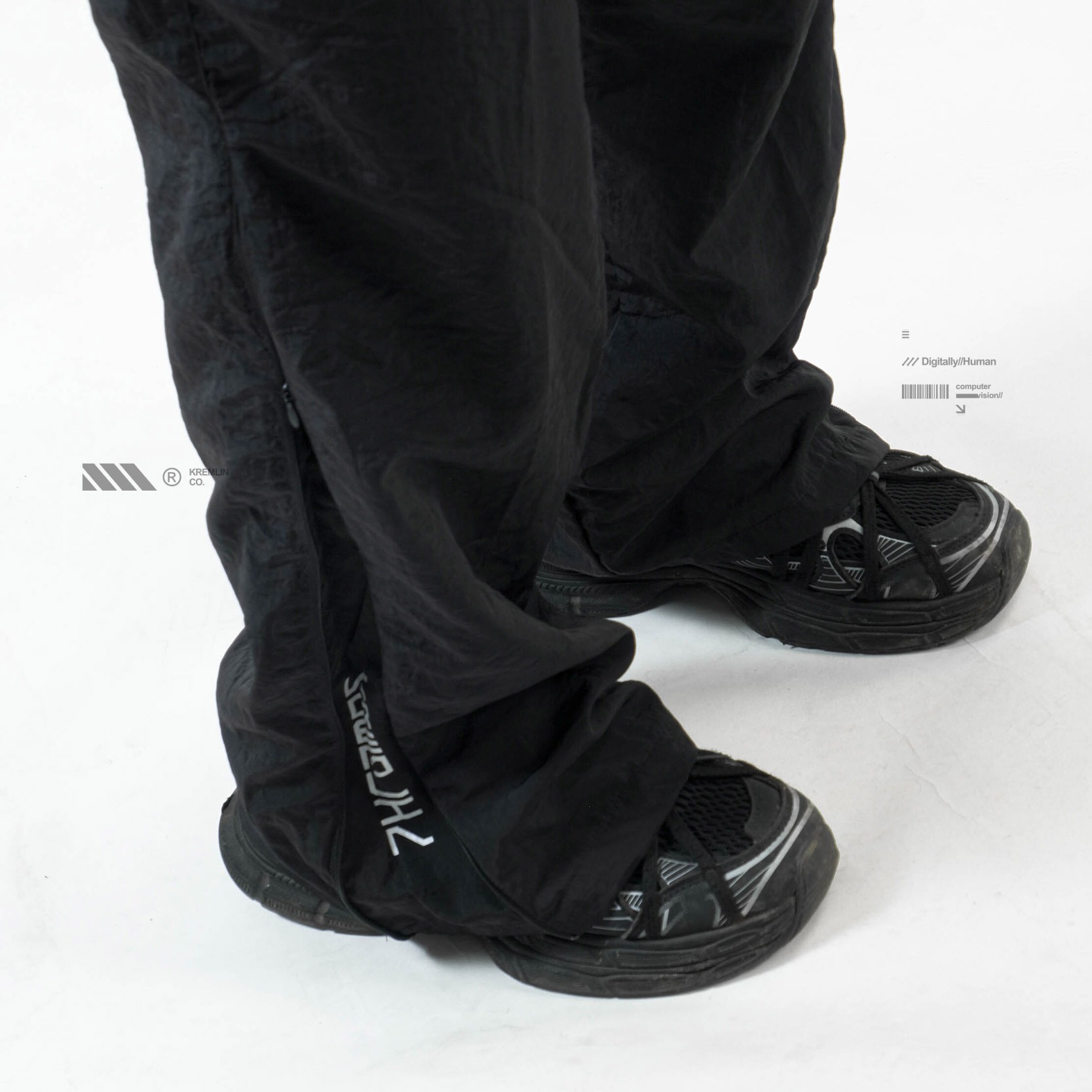 KREMLIN Long Pants Celana Nylon Cringkle - Modular Fit - EXO