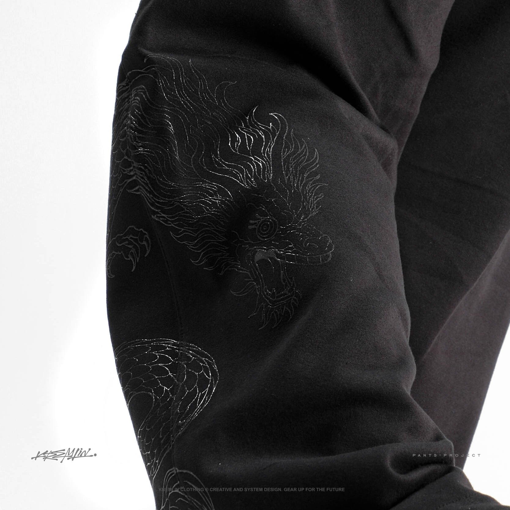 KREMLIN Celana Sweatpants Loose Pants Baggy - Anime insp - Geto