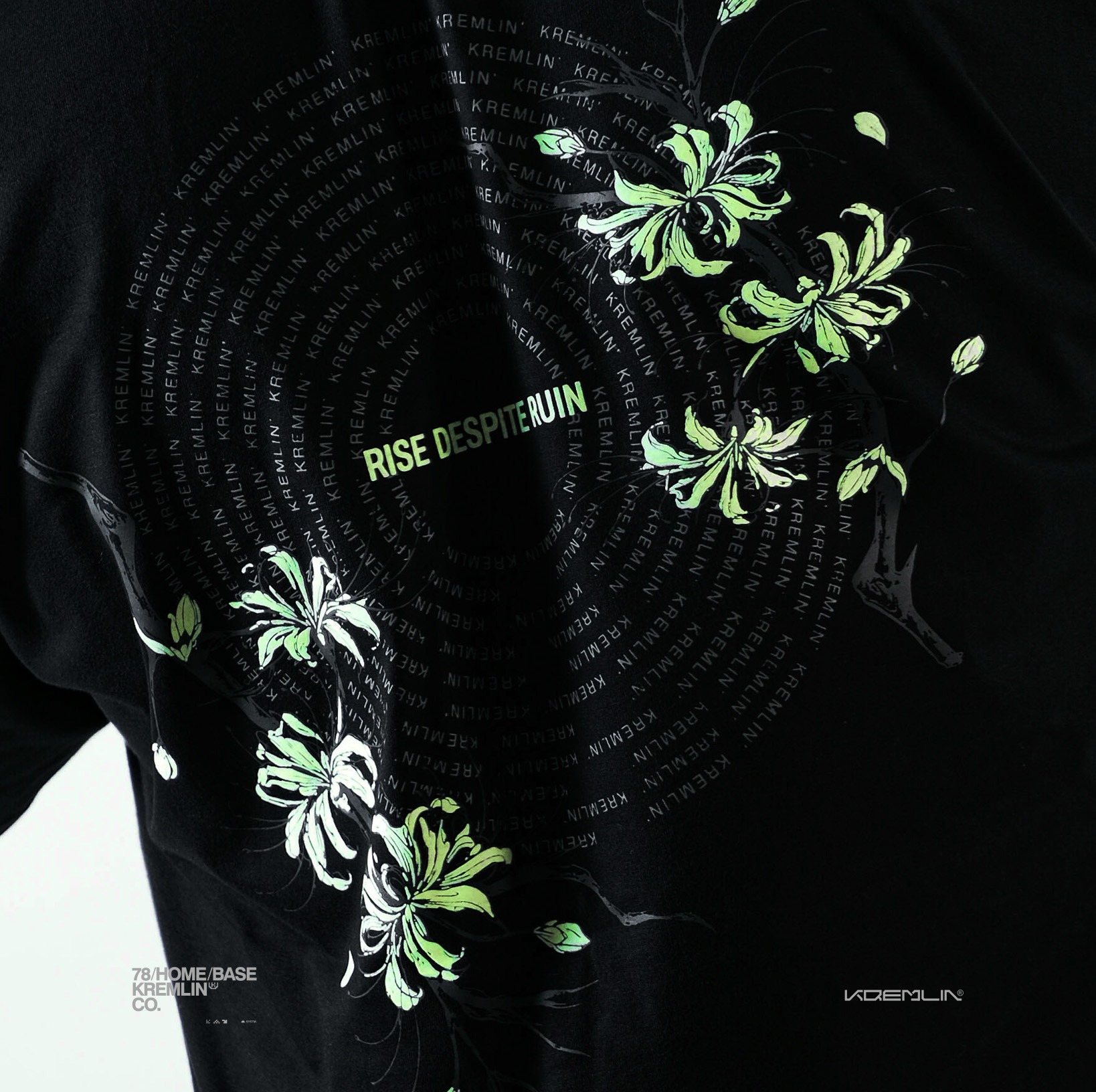 KREMLIN T-Shirt Oversized Glow in the Dark Relaxed Fit - Lycoris