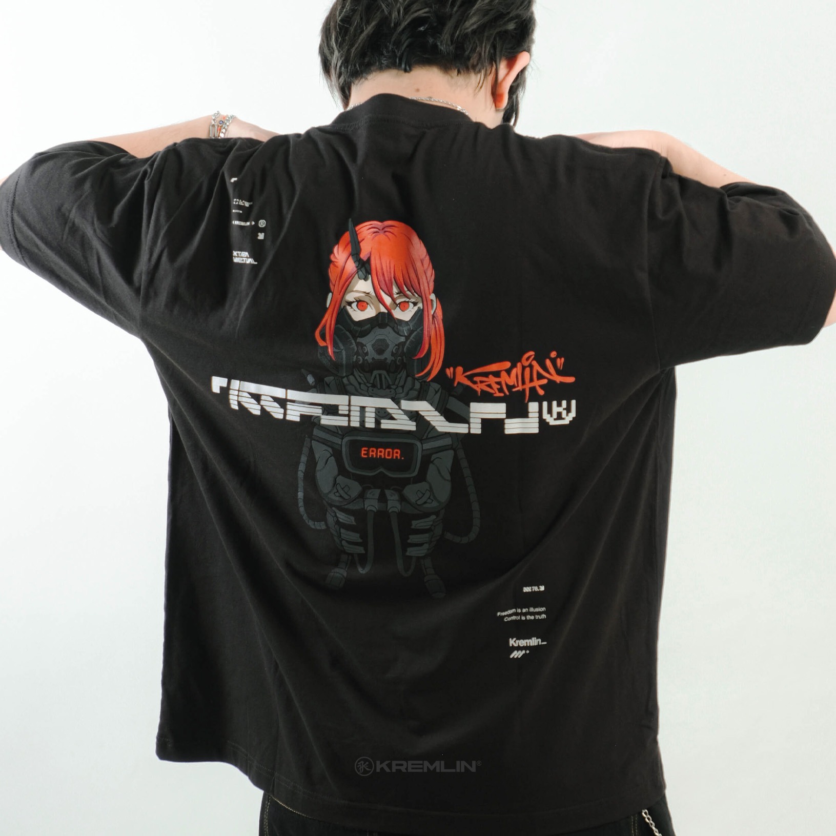 KREMLIN T-Shirt Oversized Fit Black - Anime xpremiental - Maxima