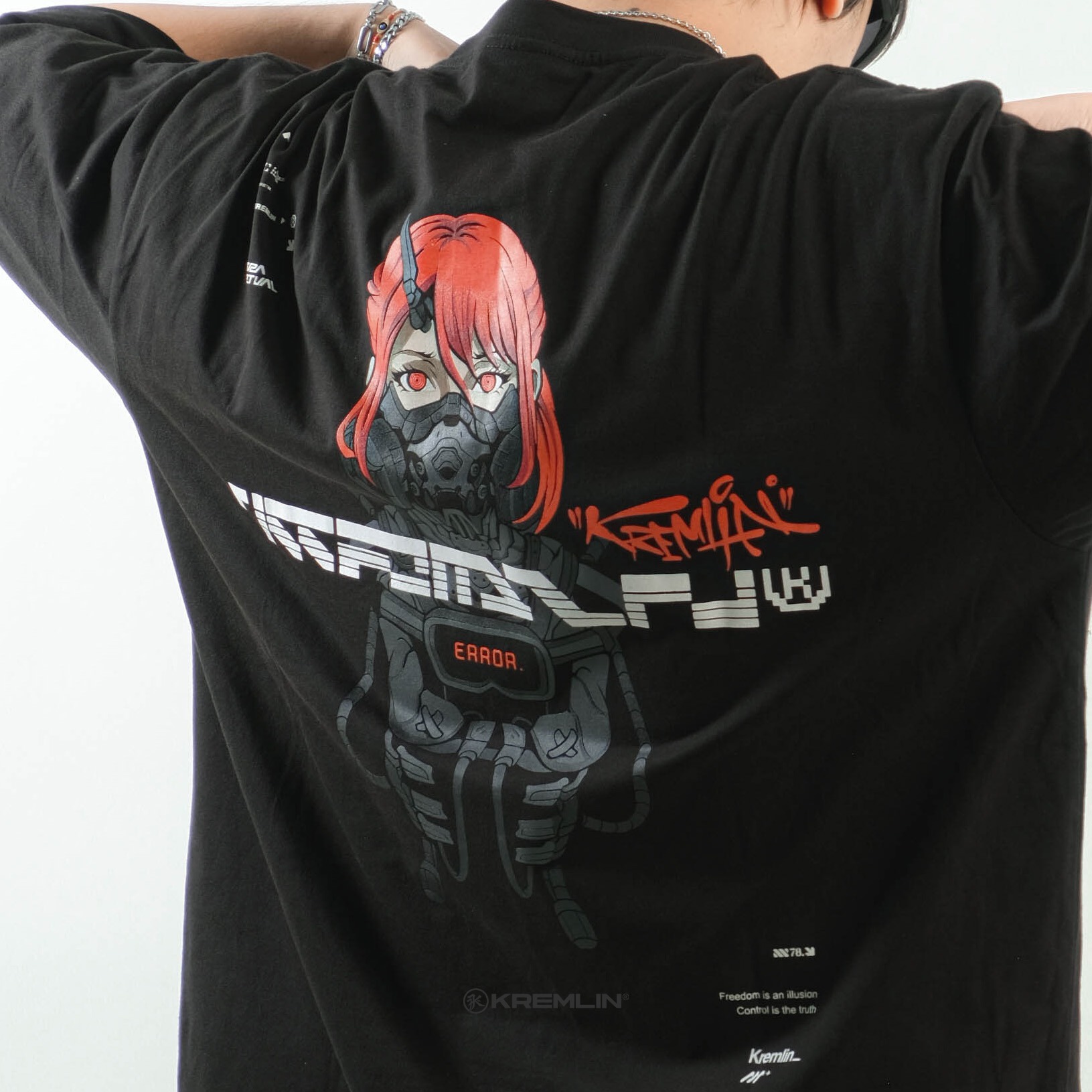 KREMLIN T-Shirt Oversized Fit Black - Anime xpremiental - Maxima