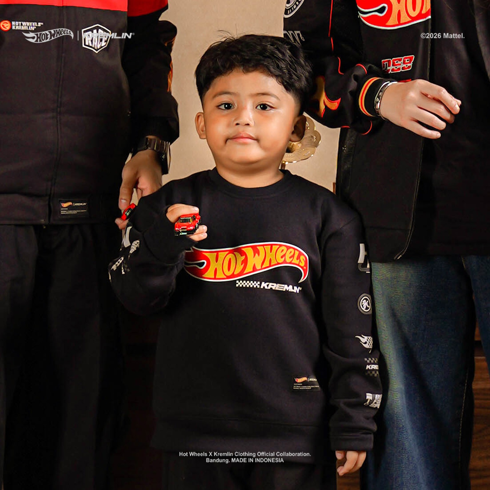 HOT WHEELS x KREMLIN Collaboration KIDS Crewneck - PRESTIGE