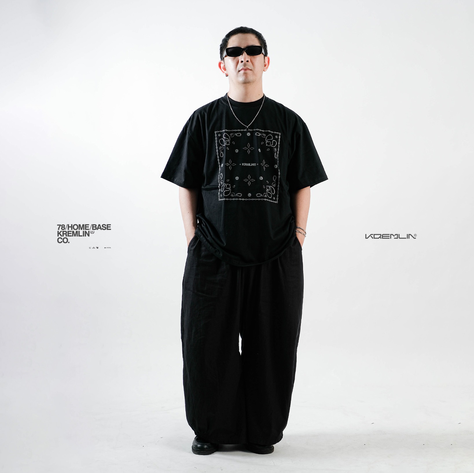 KREMLIN T-Shirt Oversized Relaxed Fit Black - Reckless