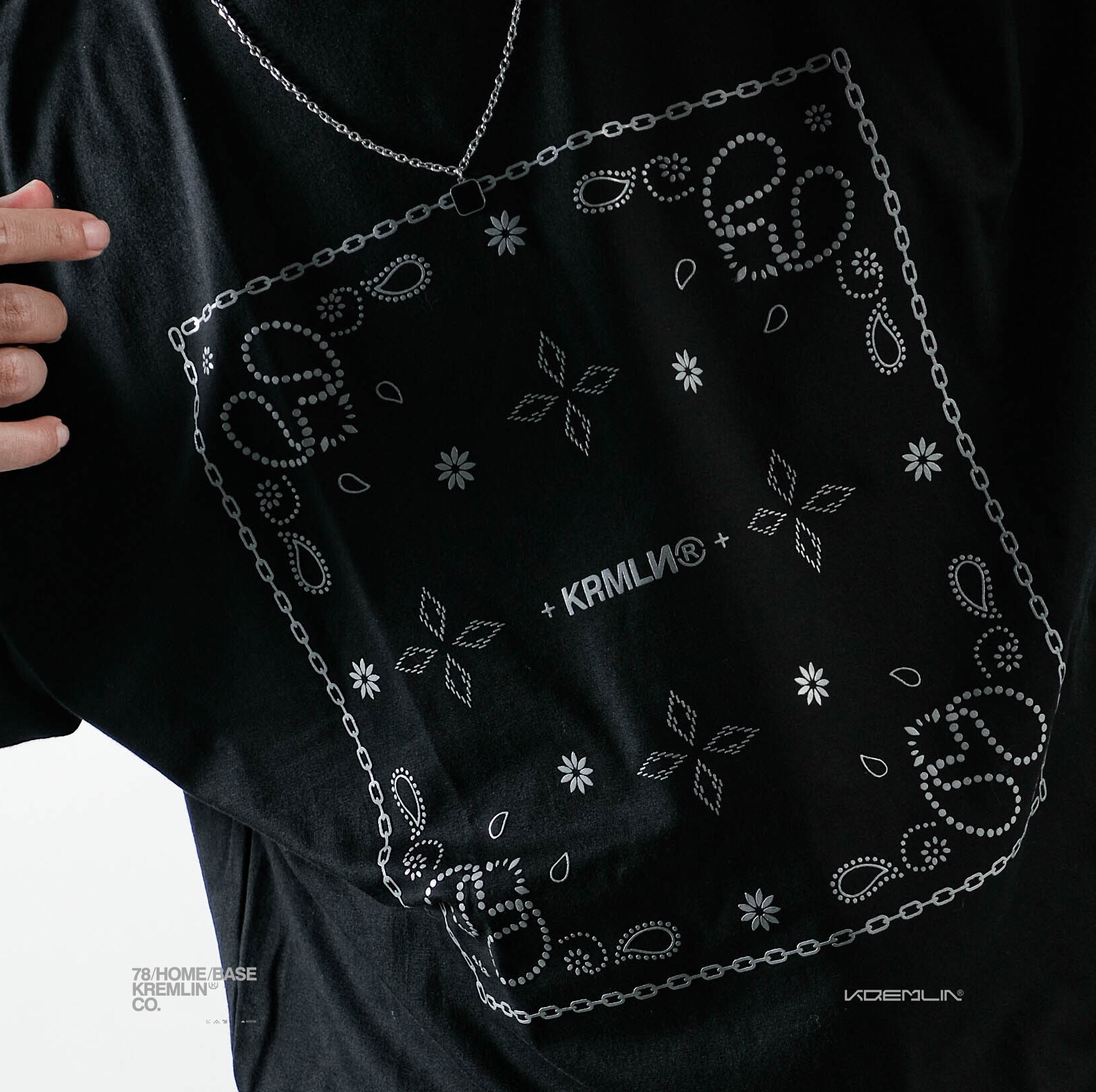 KREMLIN T-Shirt Oversized Relaxed Fit Black - Reckless