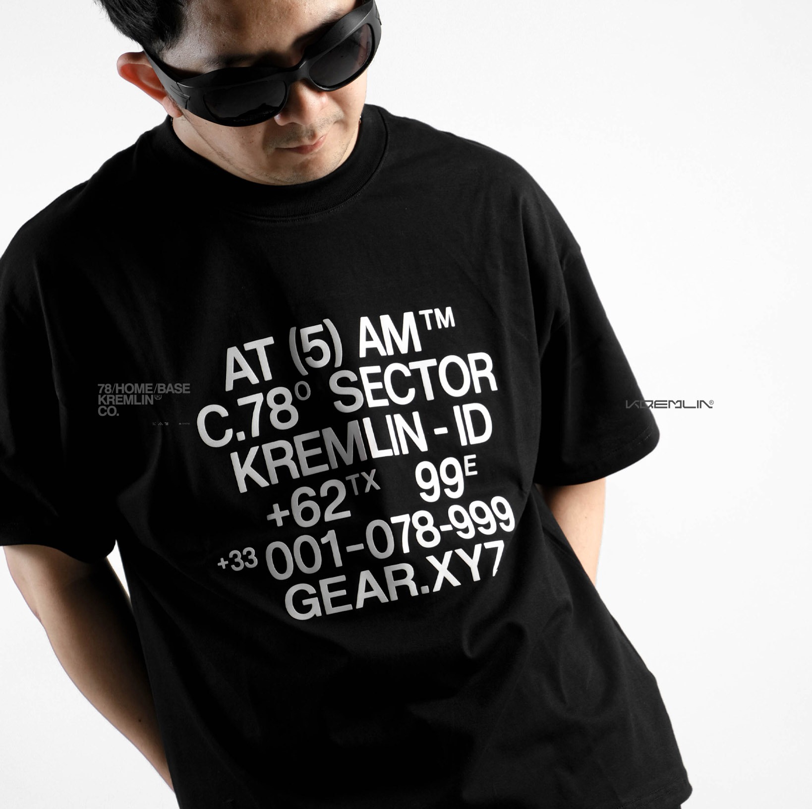 KREMLIN T-Shirt Boxy OVS Fit Black - Relay