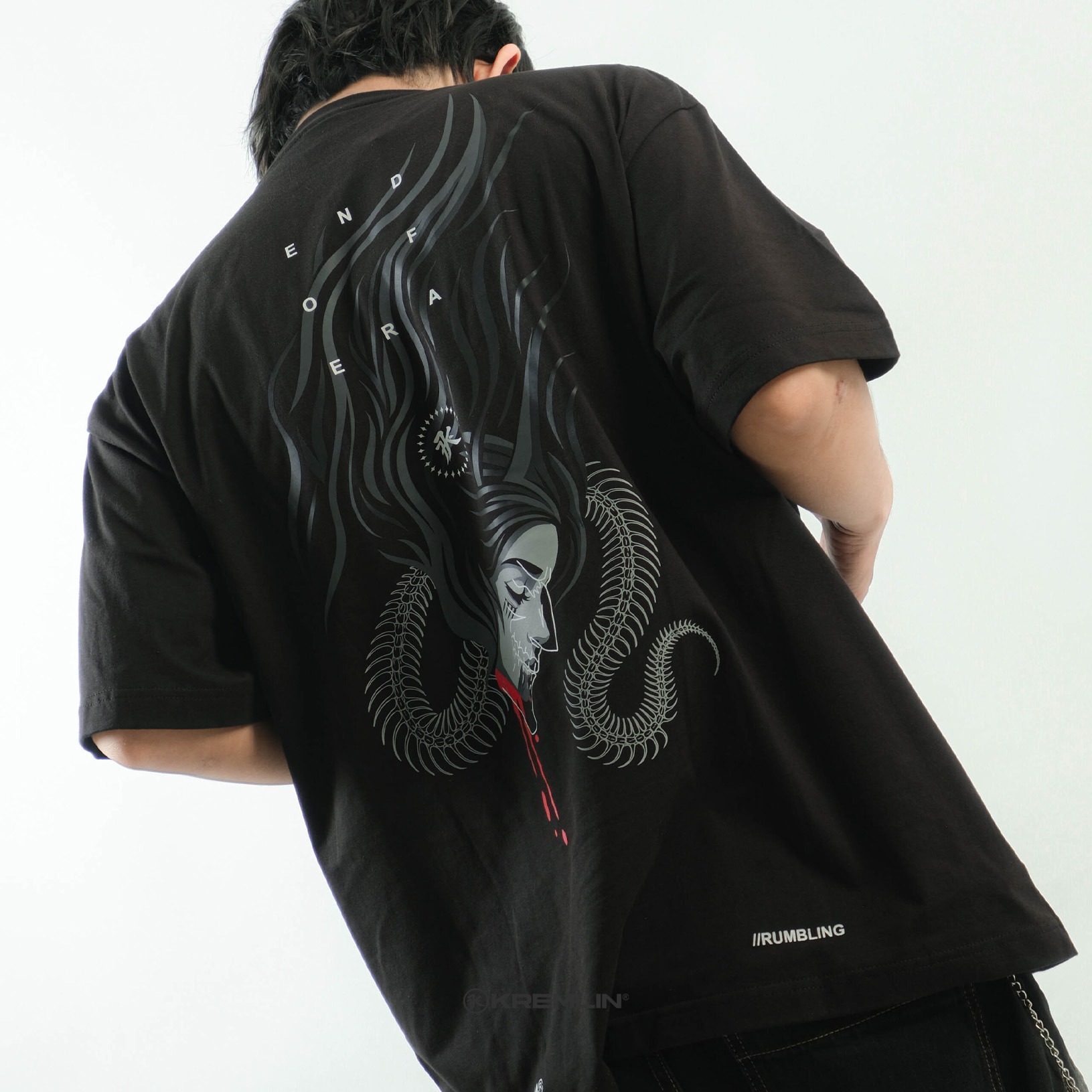 KREMLIN T-Shirt Oversized Fit Black - Anime xpremiental - Rumbling