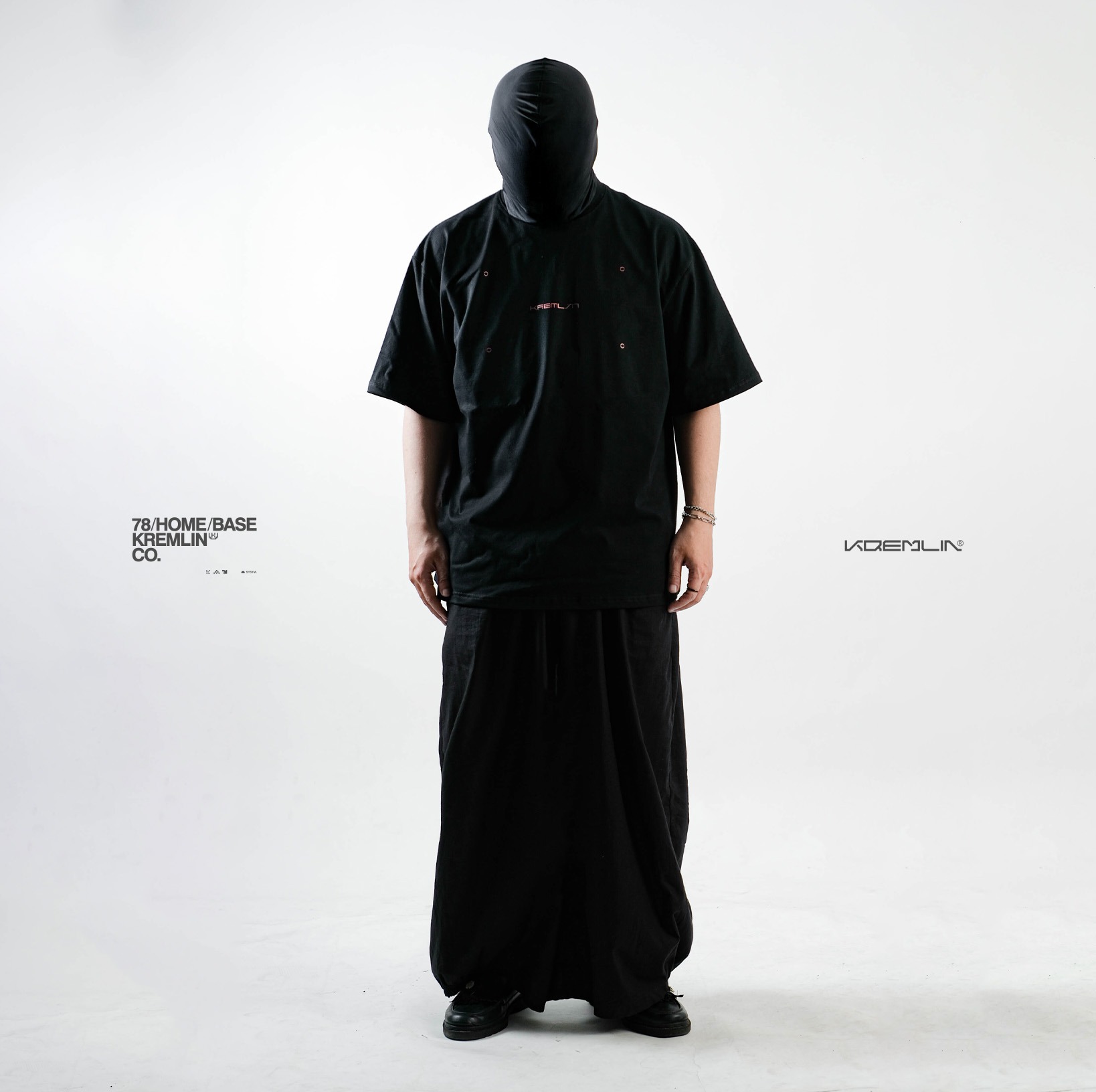 KREMLIN T-Shirt Oversized Relaxed Fit Black - Sentinel