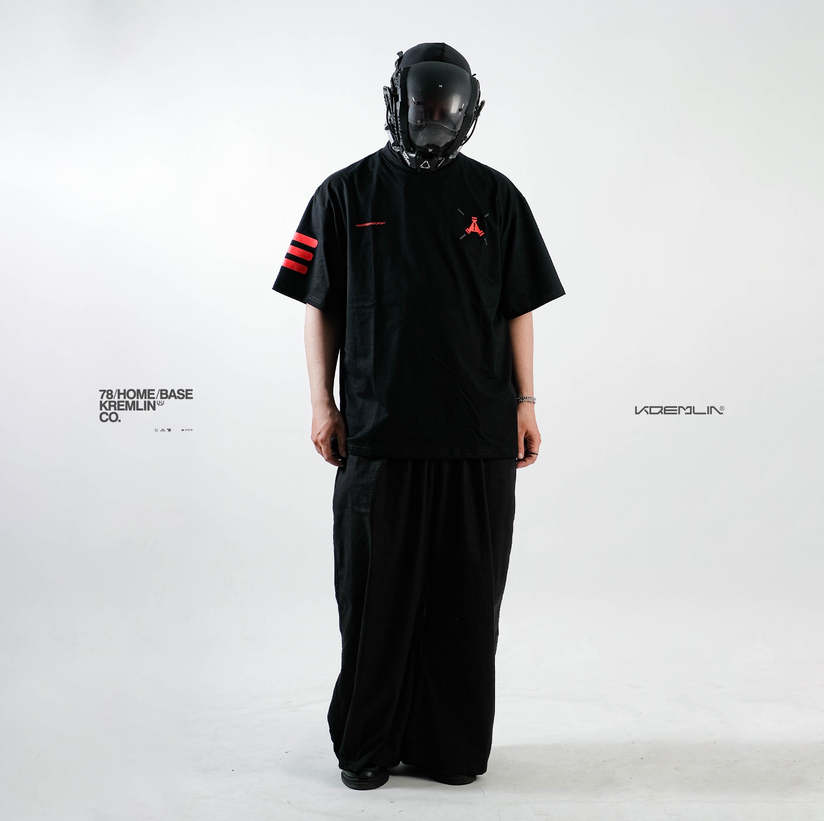 KREMLIN T-Shirt Oversized Relaxed Fit Black - Signal