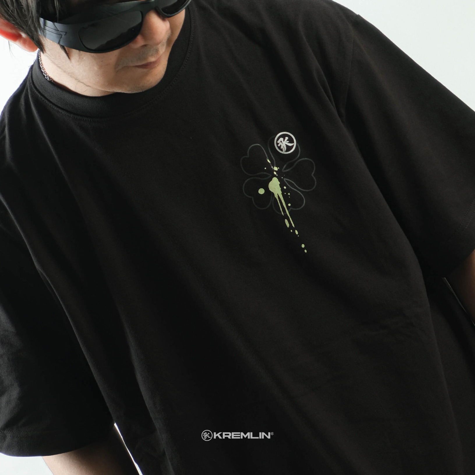 KREMLIN T-Shirt Oversized Fit Black - Anime xpremiental - Slayer