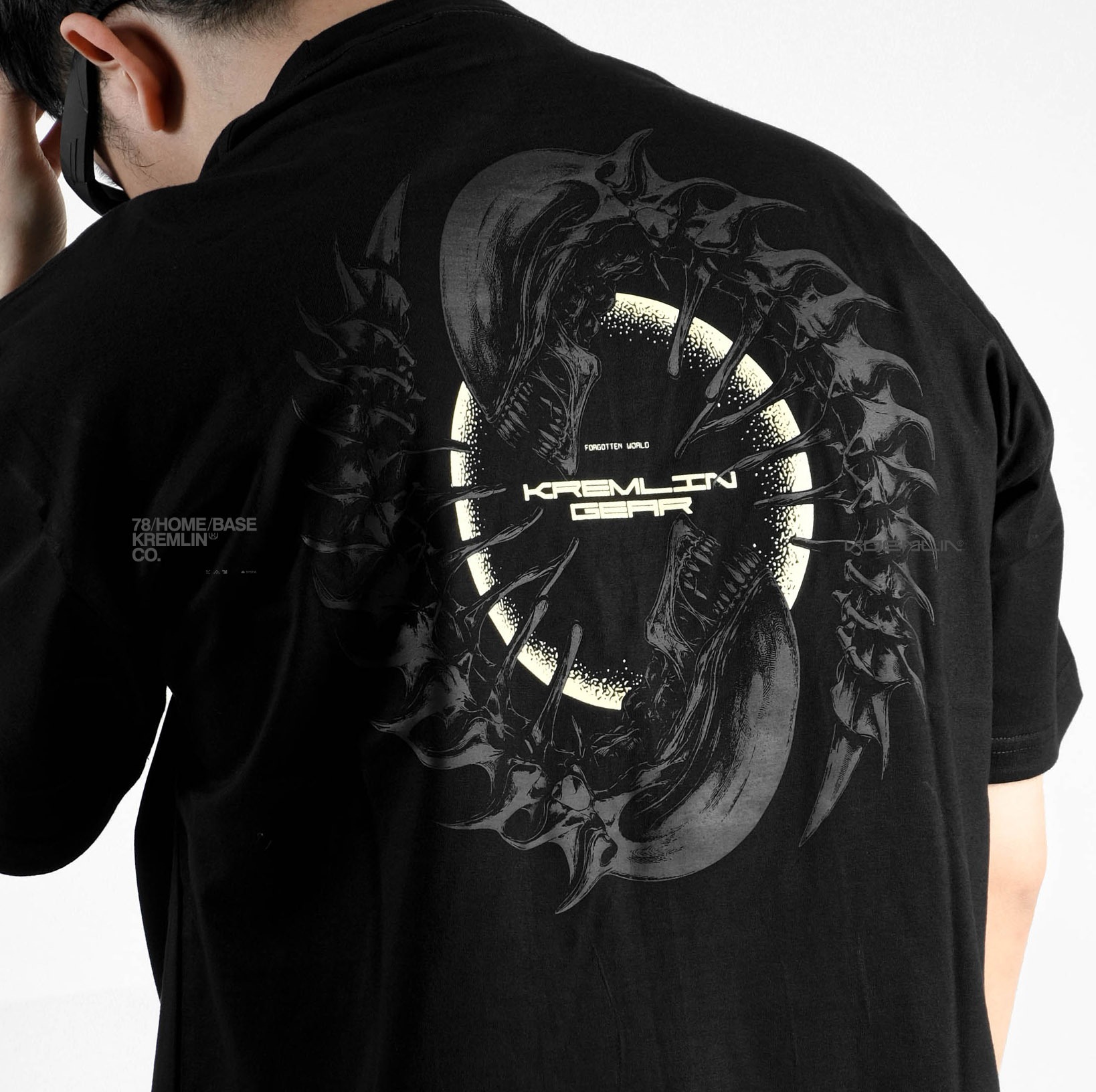 KREMLIN T-Shirt Boxy OVS Fit Black - Species