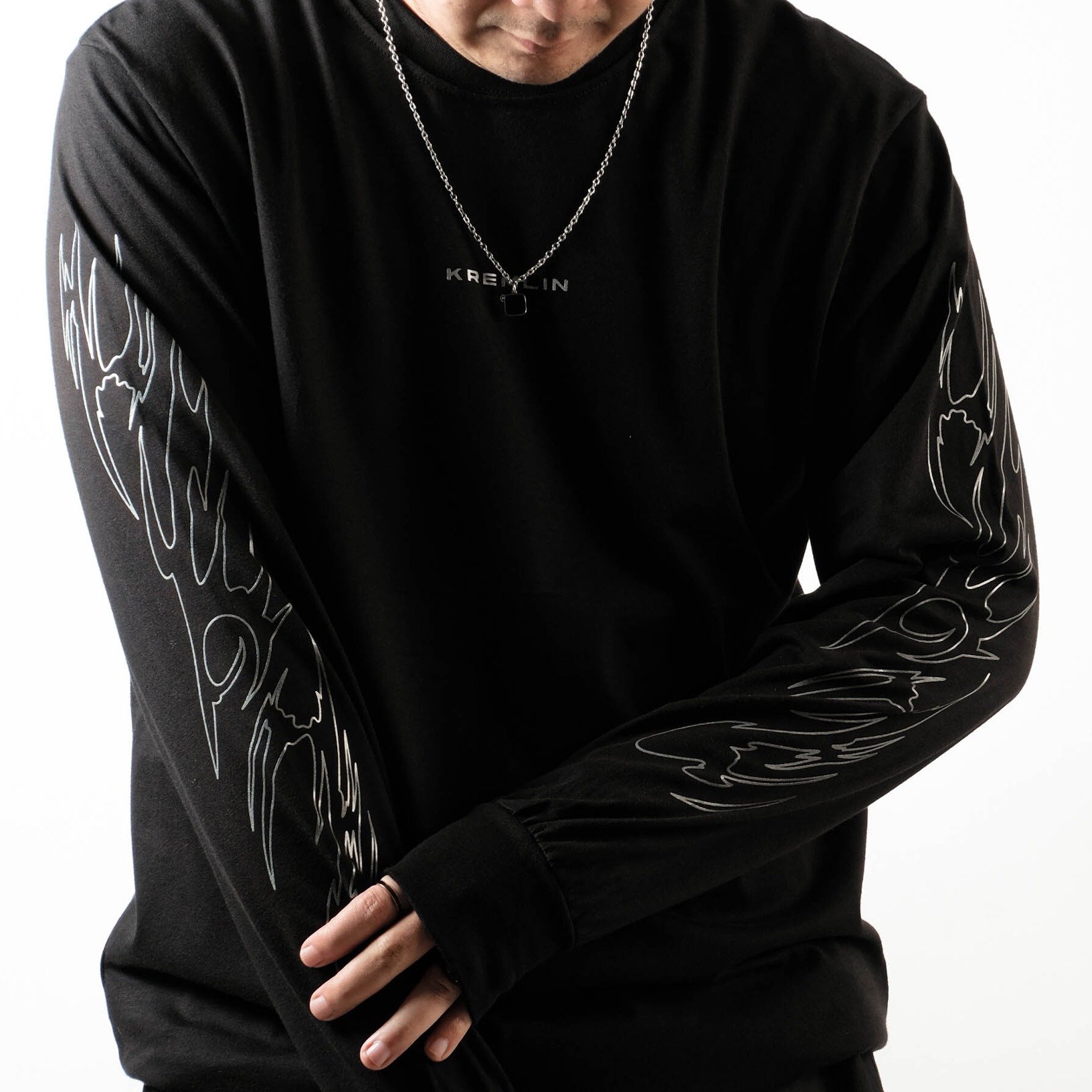 KREMLIN Longsleeve Tees Kaos Lengan Panjang - Spike