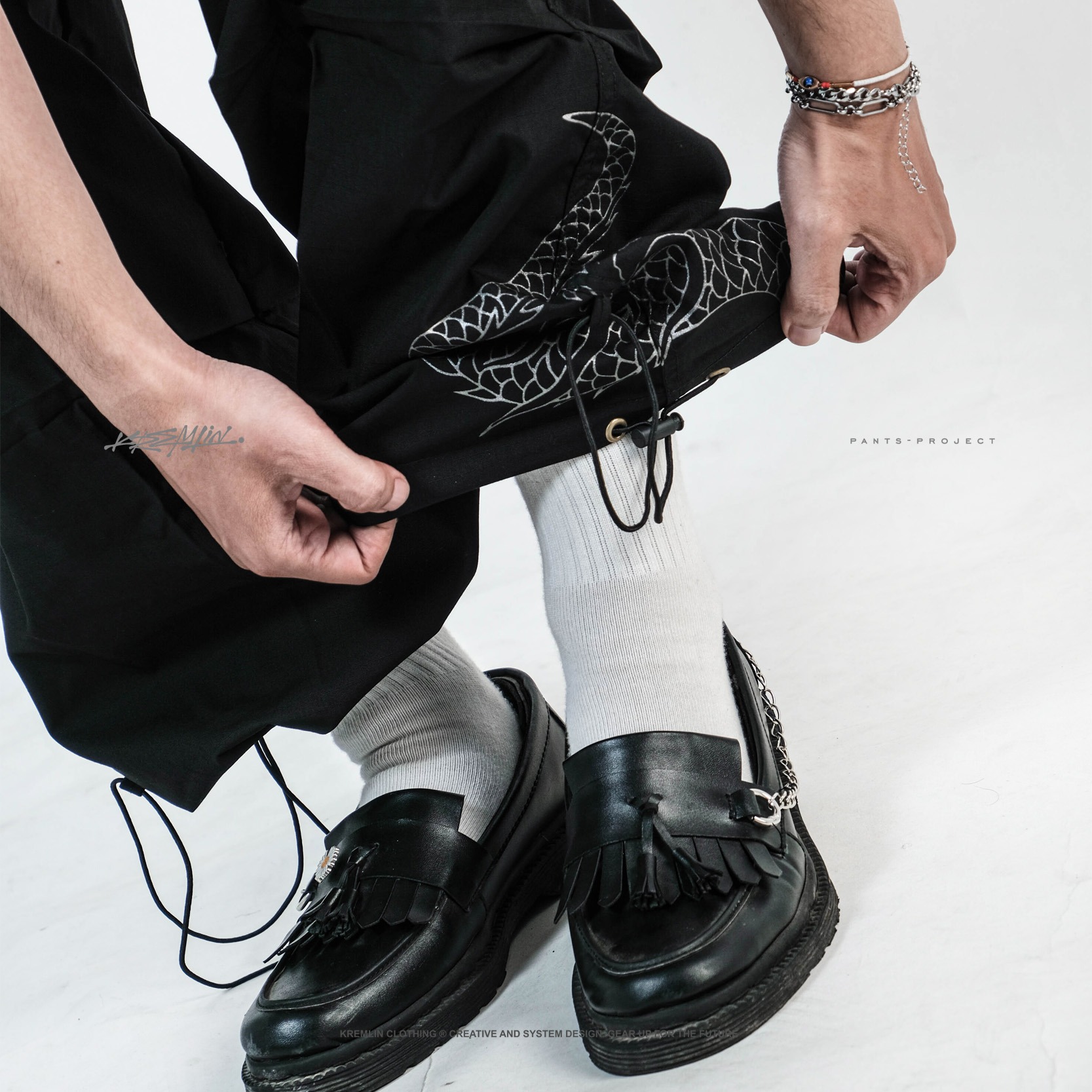 KREMLIN Loose Pants Long Celana Cargo Dragon Techwear - STEGO