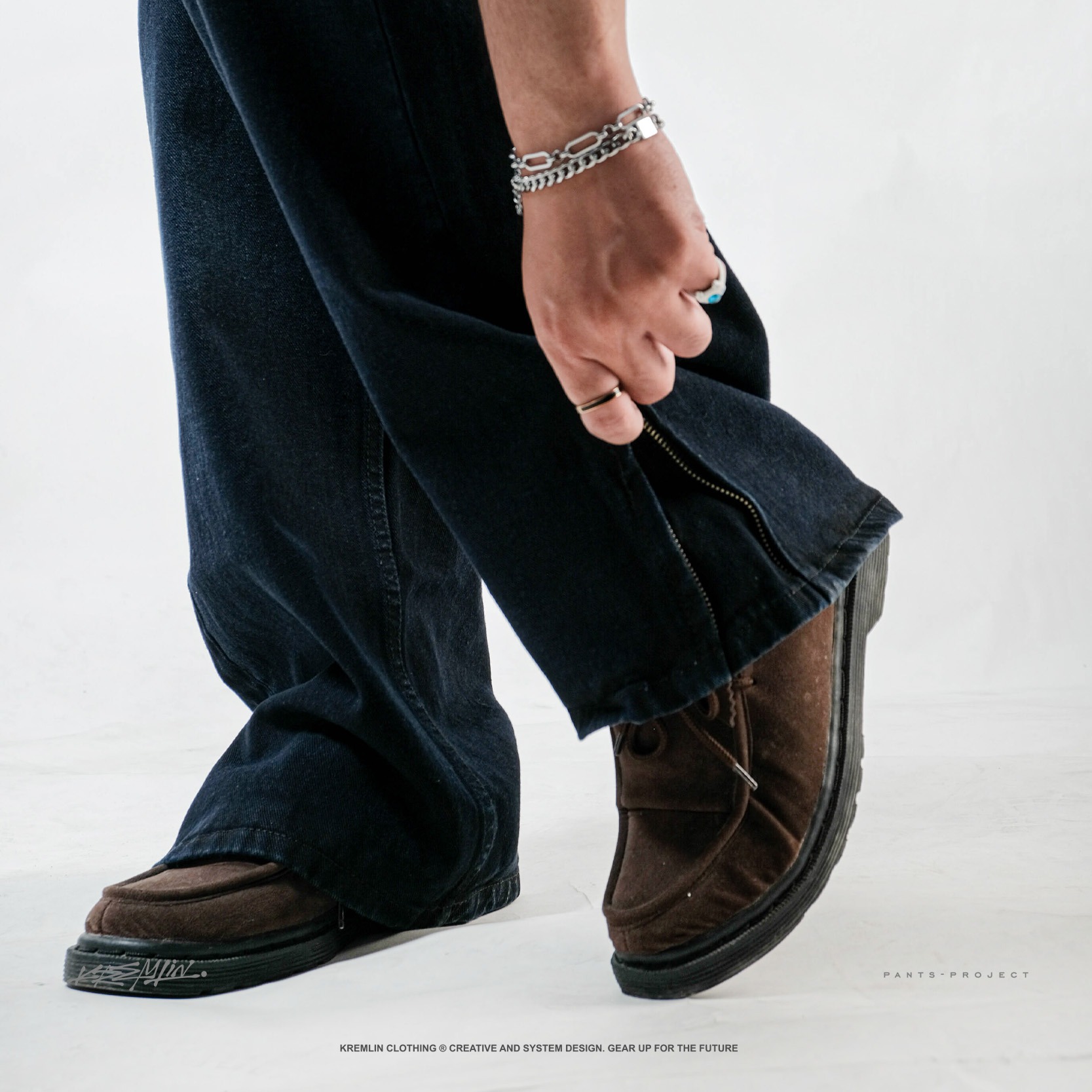 KREMLIN Celana Loose Jeans Denim Wash Dark Blue - VAULT