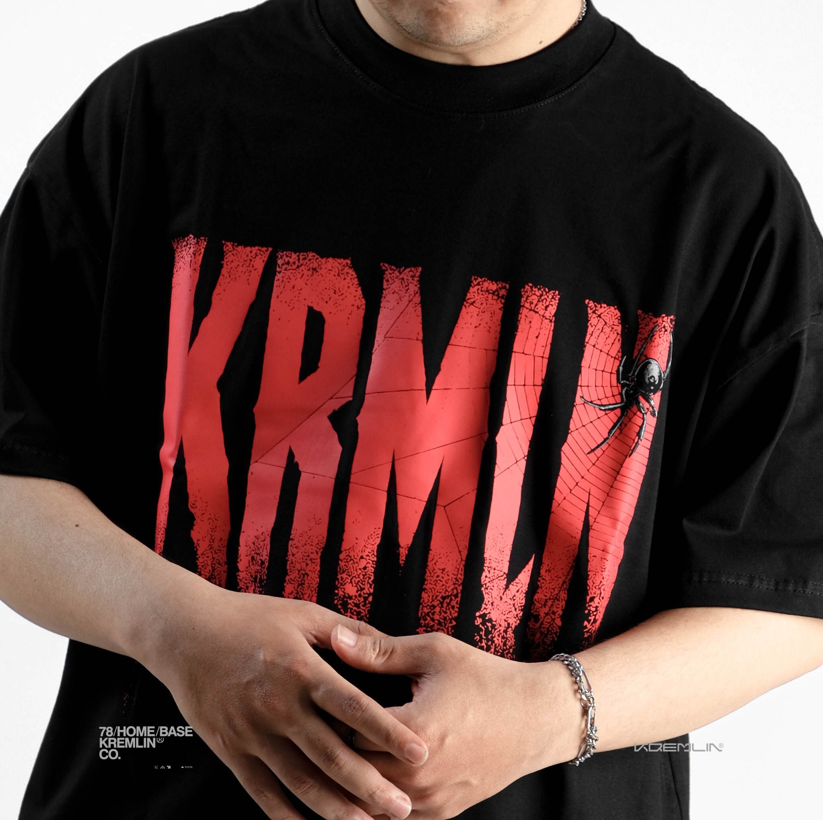 KREMLIN T-Shirt Boxy OVS Fit Black - Widow