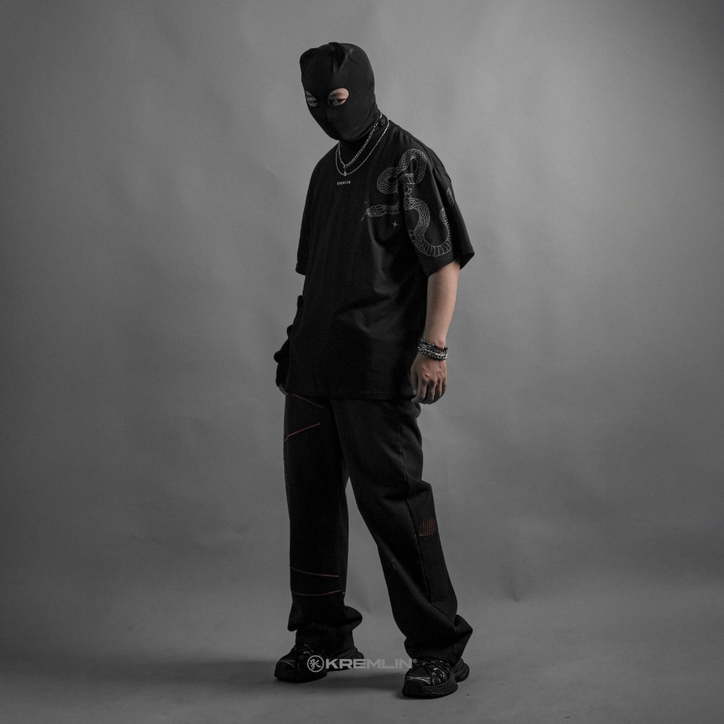 KREMLIN T-Shirt Oversized Glow in the Dark Relaxed Fit Black - Cobra