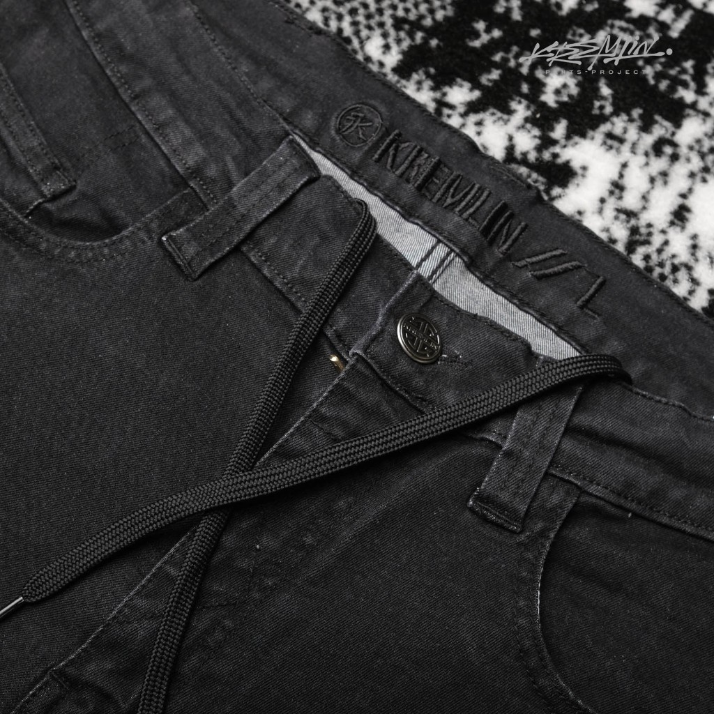KREMLIN Celana Jeans Washing Dust Black Denim - IRON