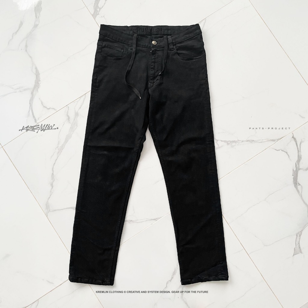 KREMLIN Celana Jeans Pure Black Denim Wash - Signature