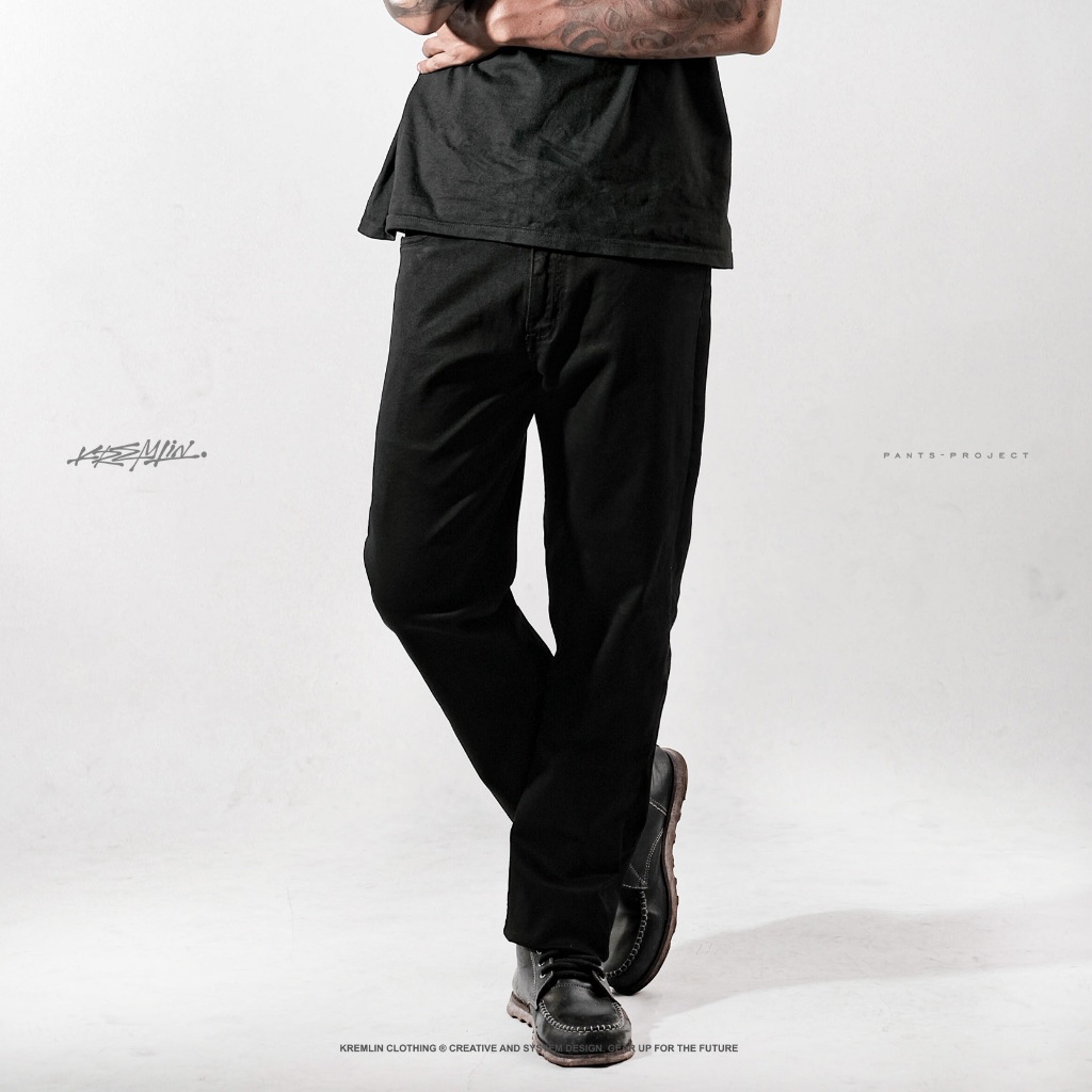 KREMLIN Celana Jeans Pure Black Denim Wash - Signature