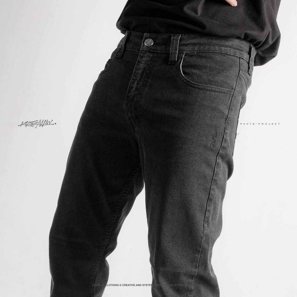 KREMLIN Celana Jeans Washing Dust Black Denim - IRON