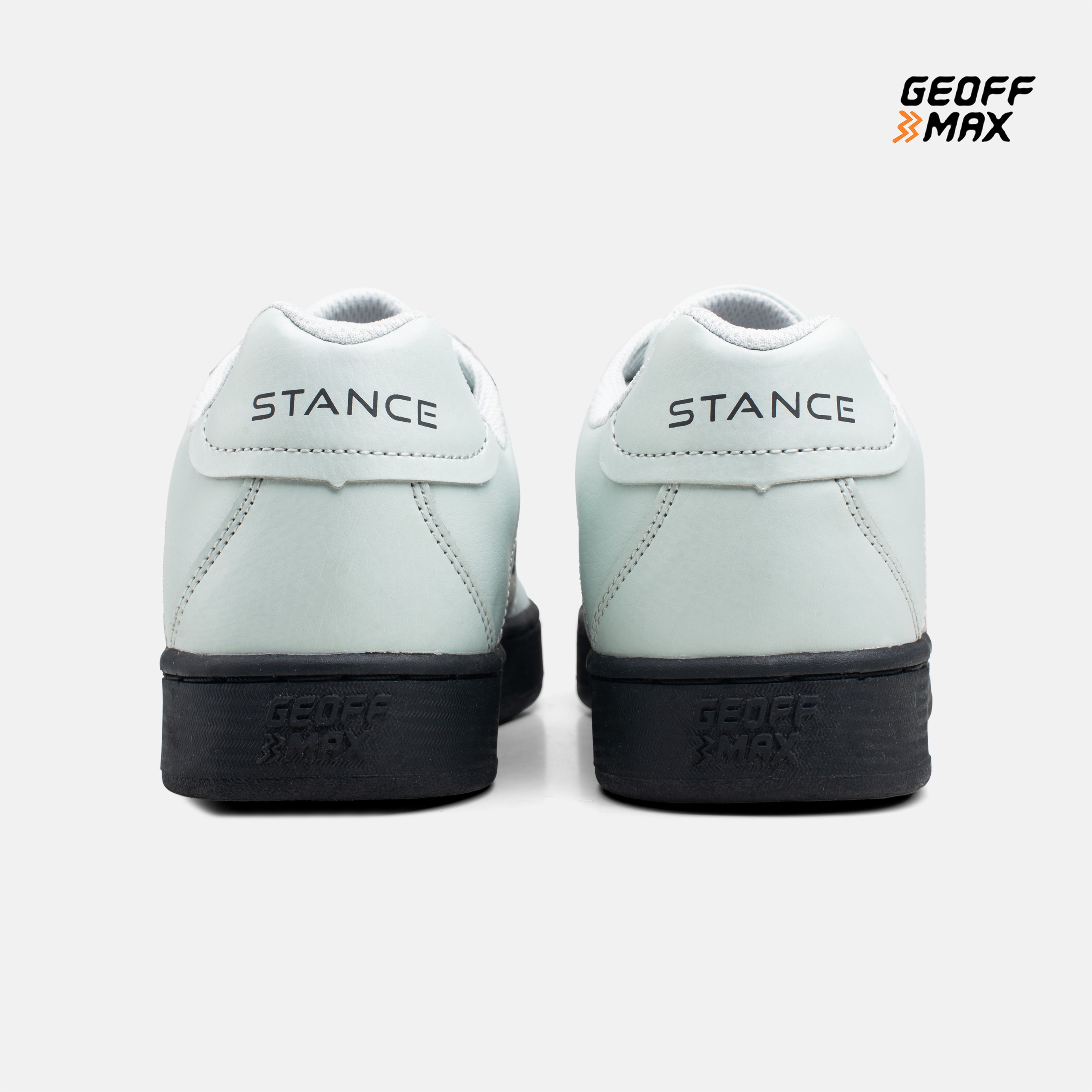Gavin Stance Mono Realm