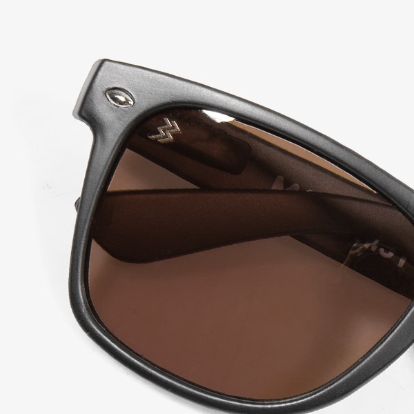 VG Black Orange