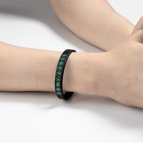 Bolder Black