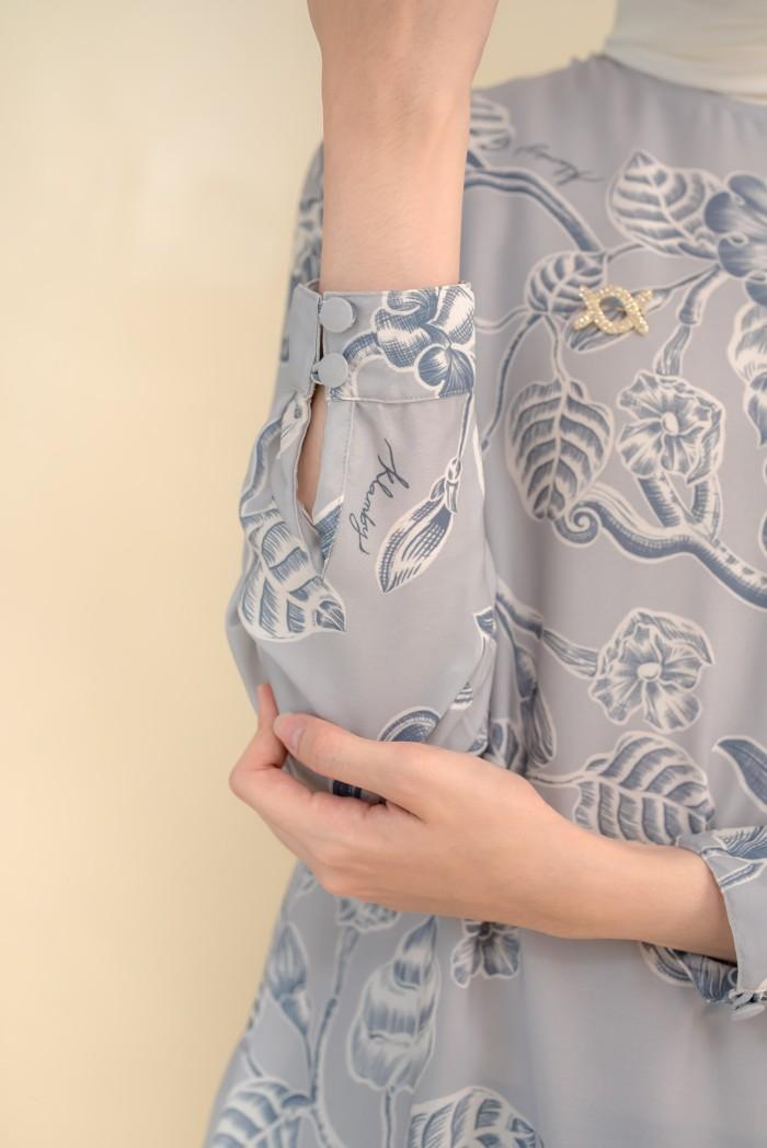 Amara Dress (Minor) Primary Blue