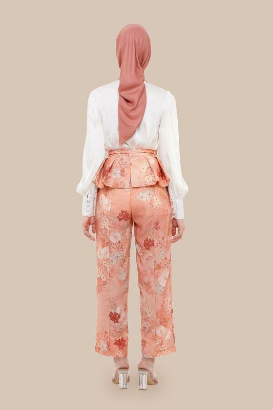 Davina Obi Peach
