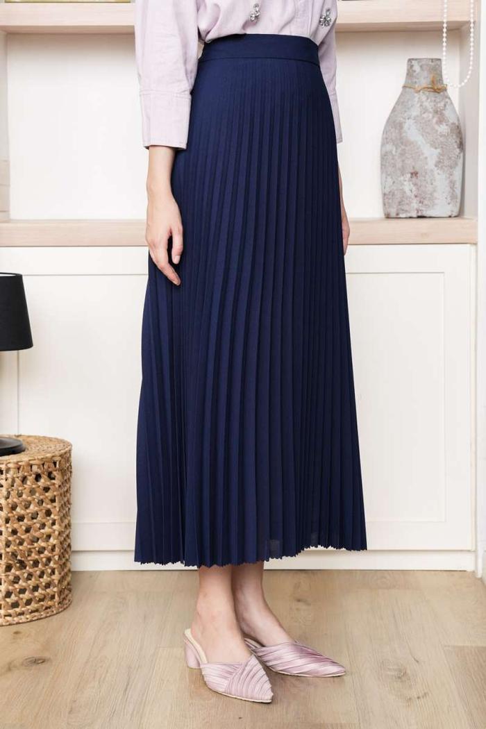Aviya Pleated Skirt Ultra Navy