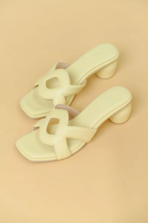 Image of Monogram Heels (Minor) Daffodil