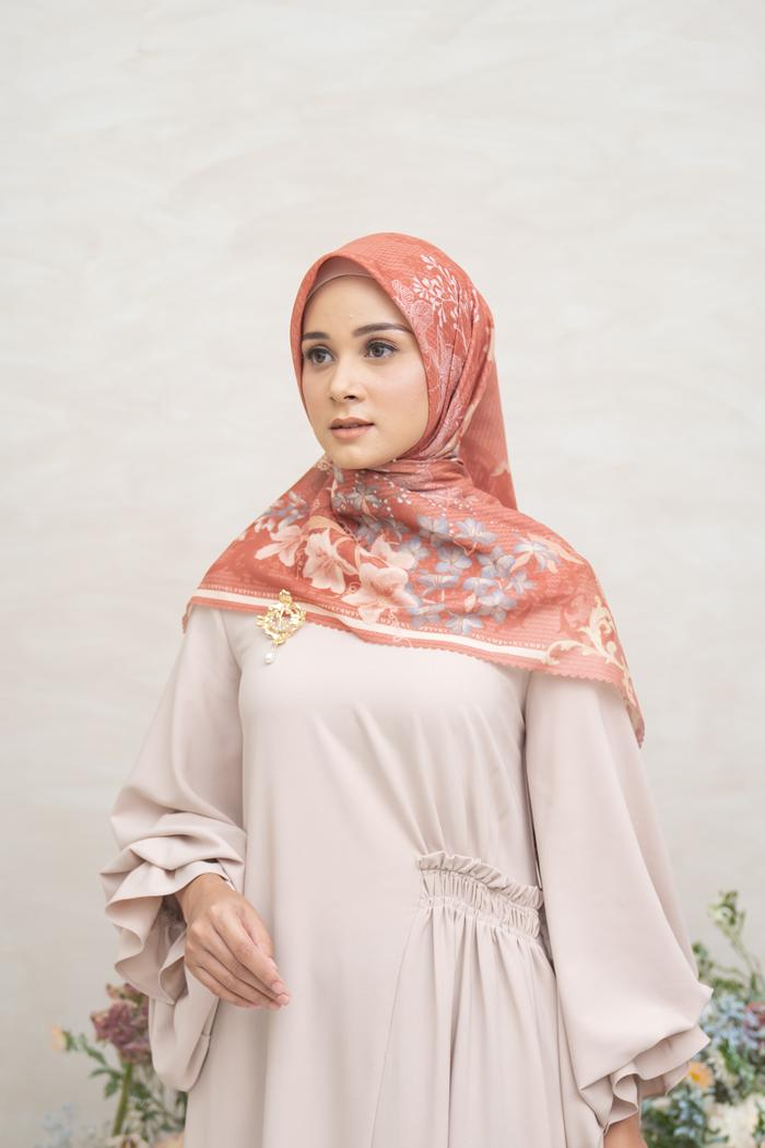Pina Scarf