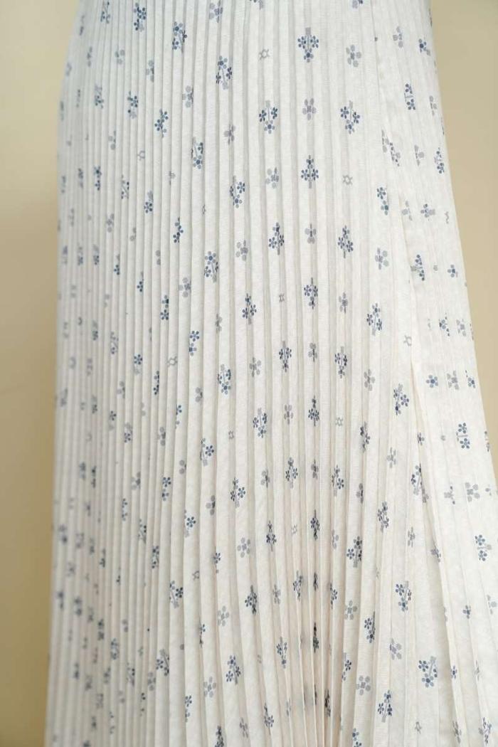 Pandai Sikek Pleated Skirt Dyandra