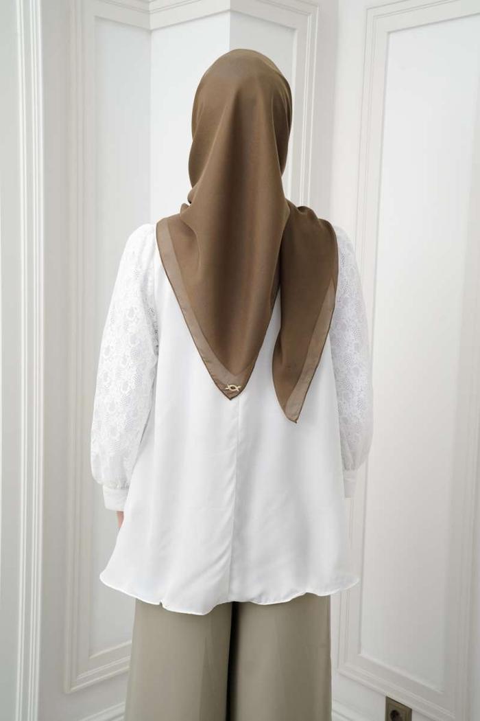 Marya Blouse