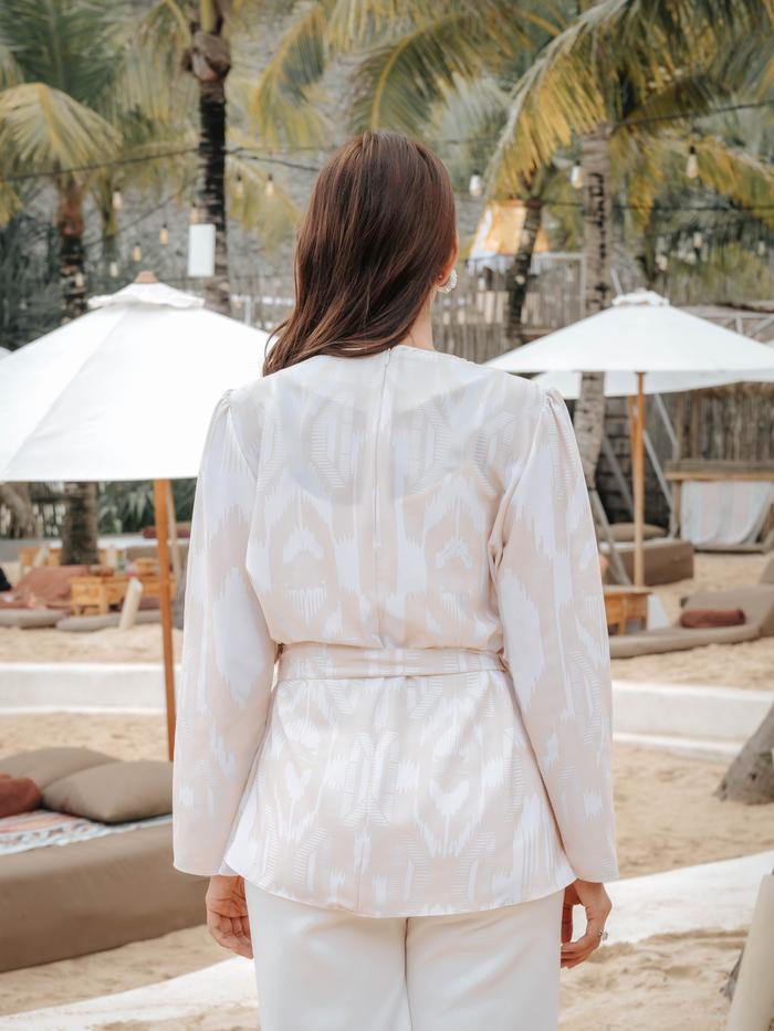Clare Blouse in Pear Sorbet