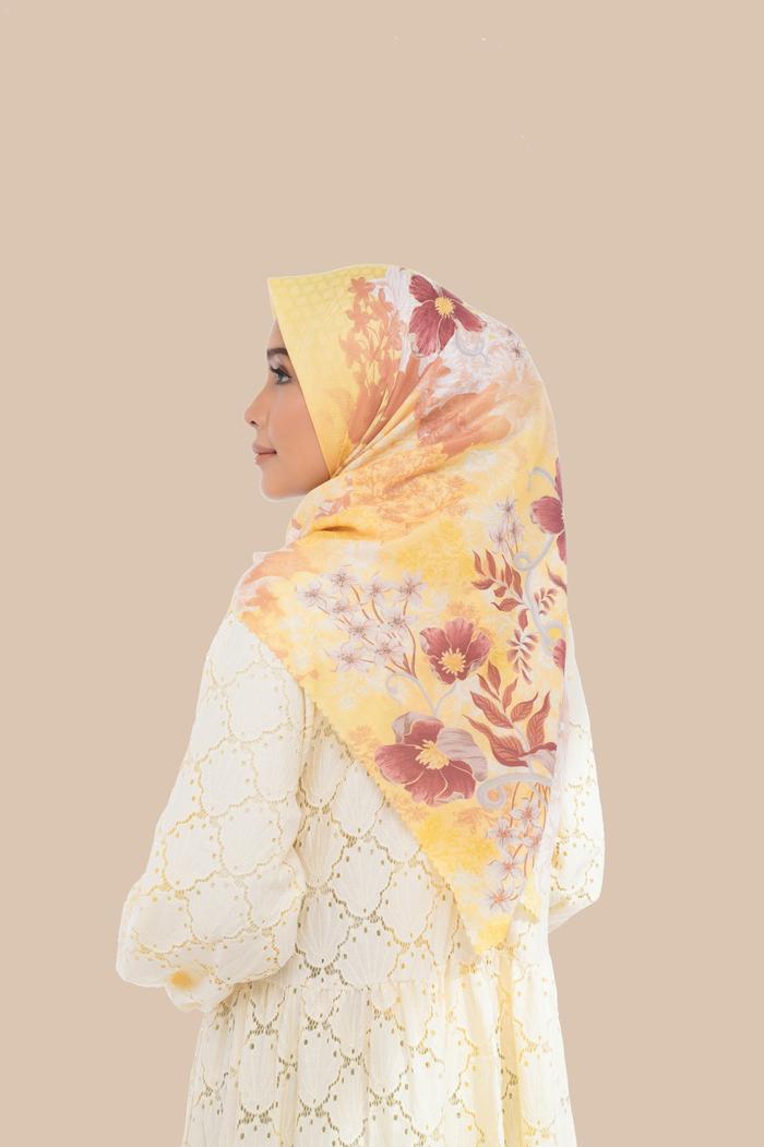 Canary Scarf Lime