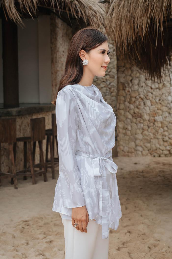 Clare Blouse in Lilac Marble