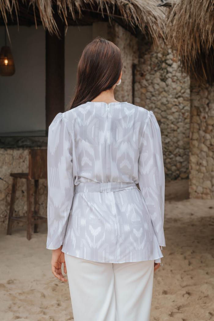 Clare Blouse in Lilac Marble