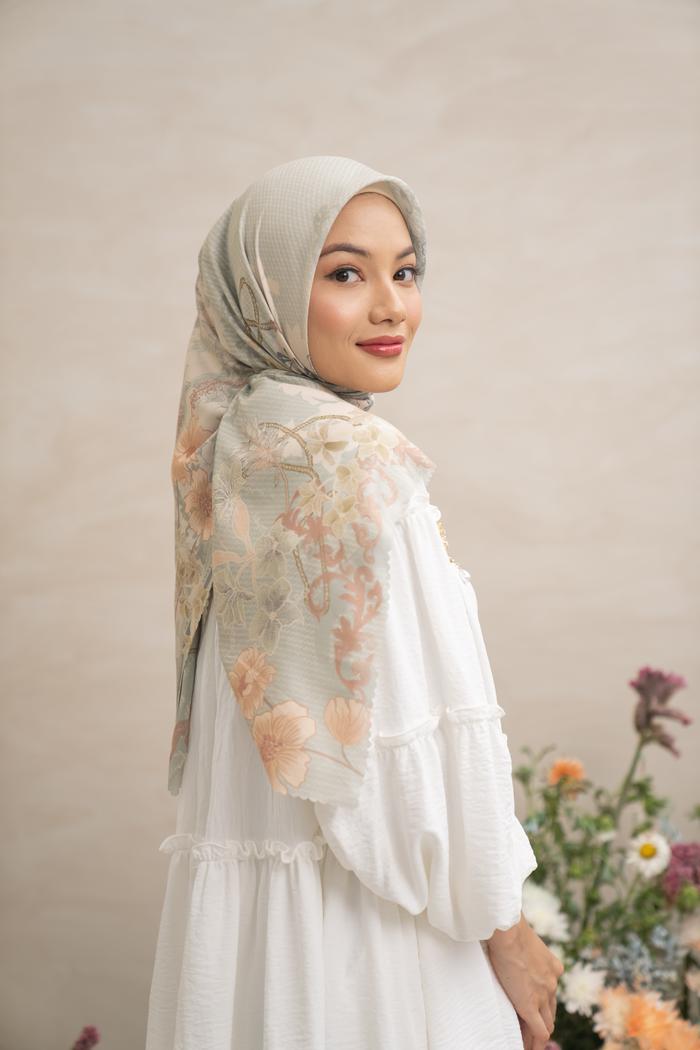 Pina Scarf