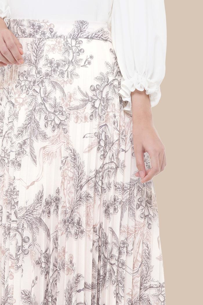 Ruby Pleated Skirt (Minor) White Marble