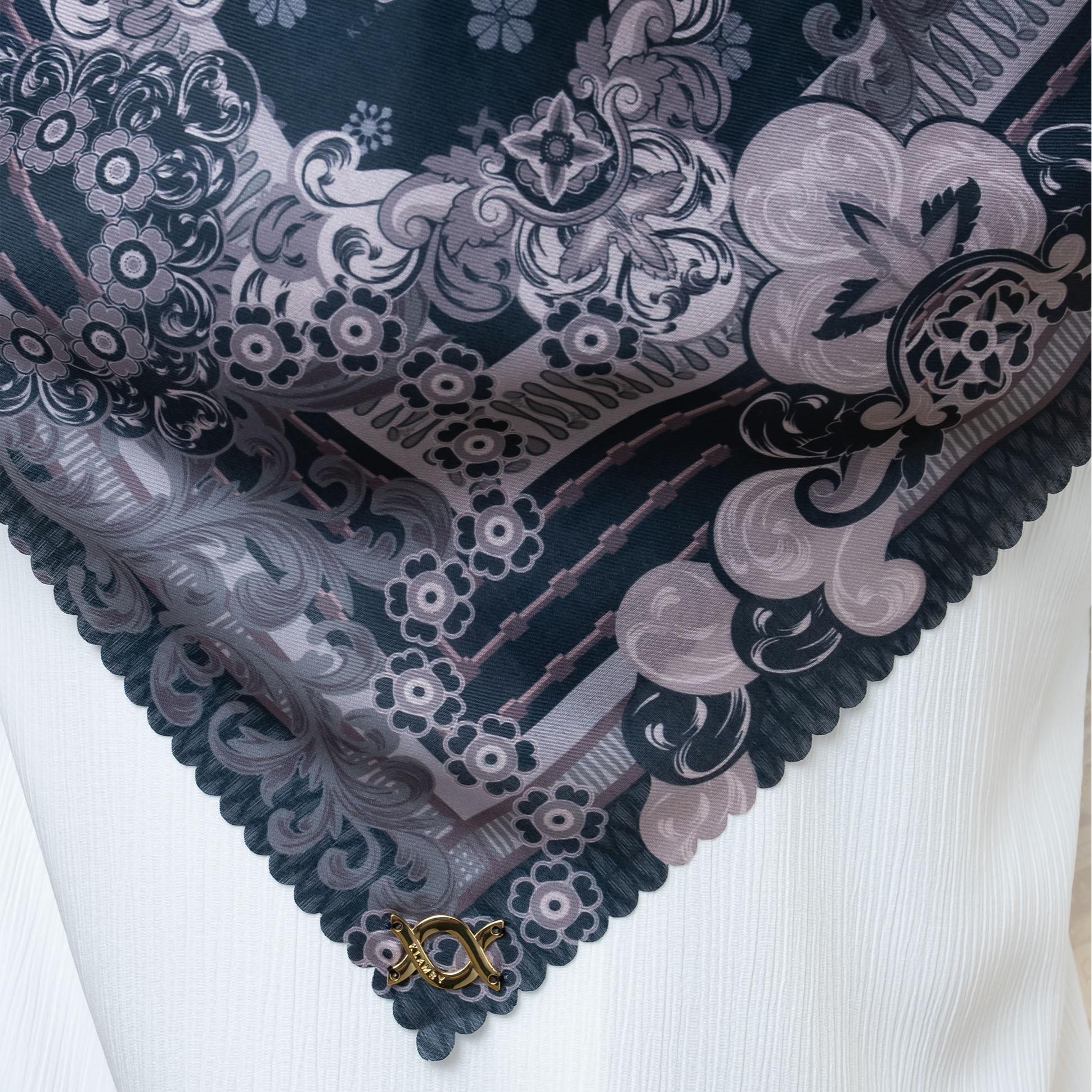 Dharmawangsa Scarf