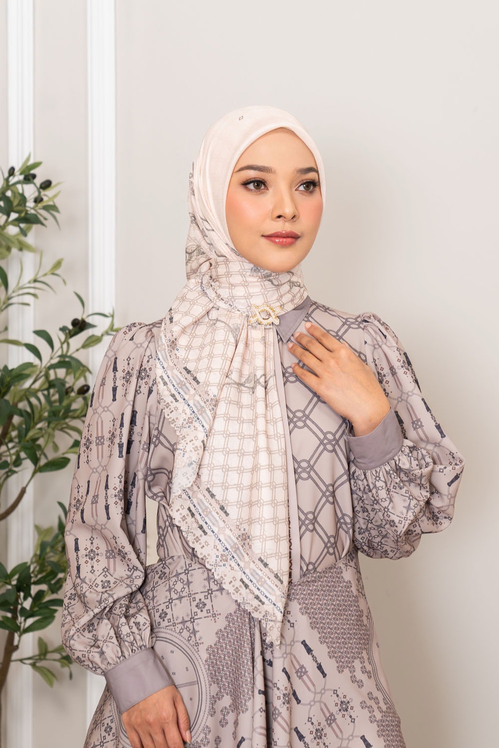 Sandhita Scarf