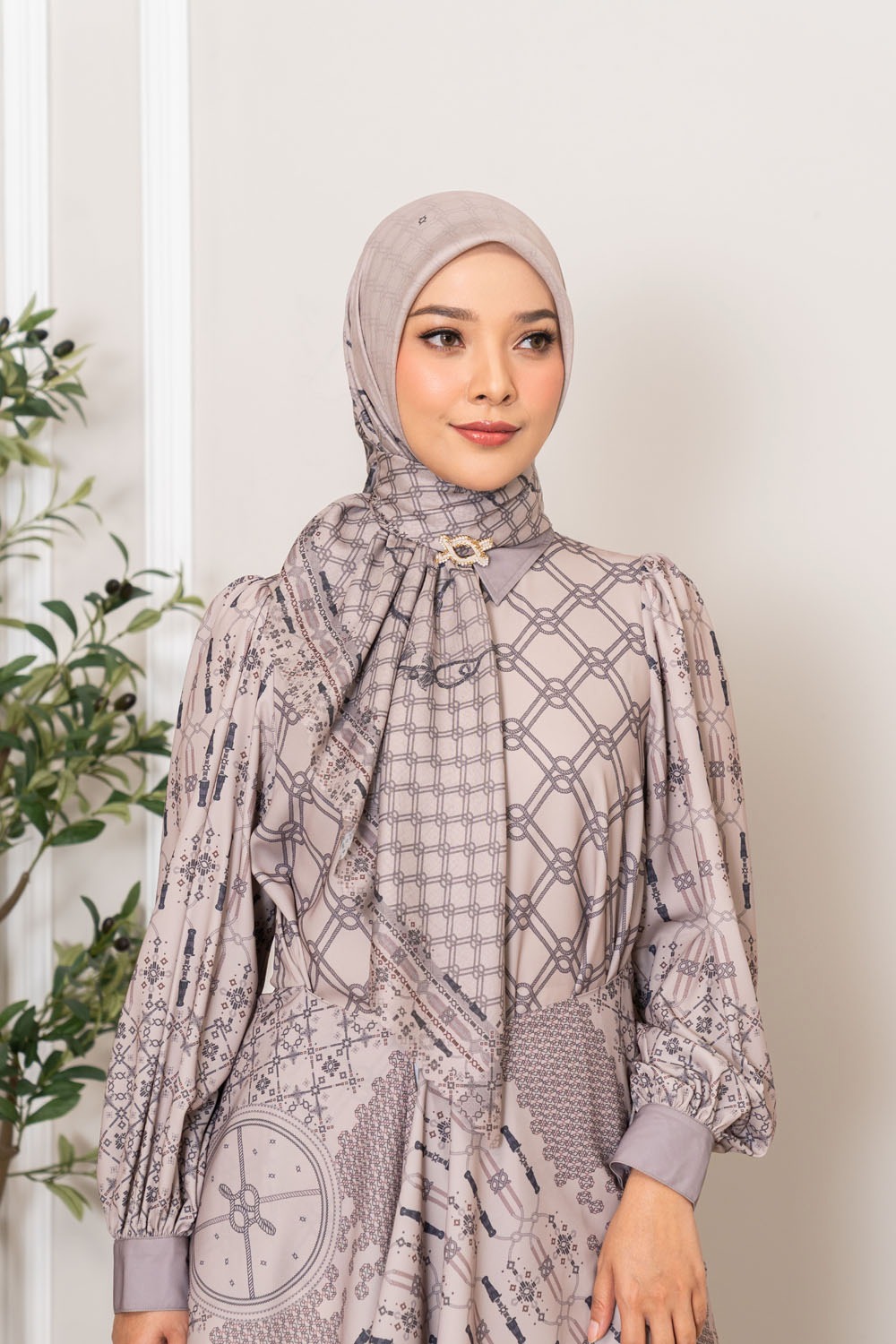 Sandhita Scarf