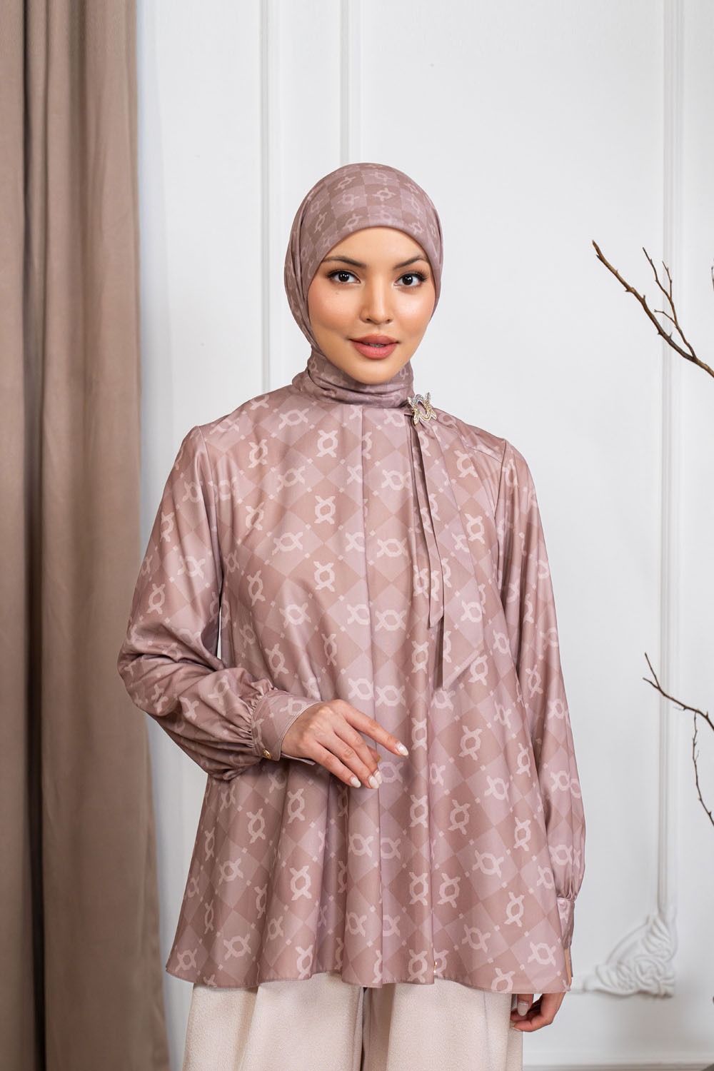 Salira Blouse