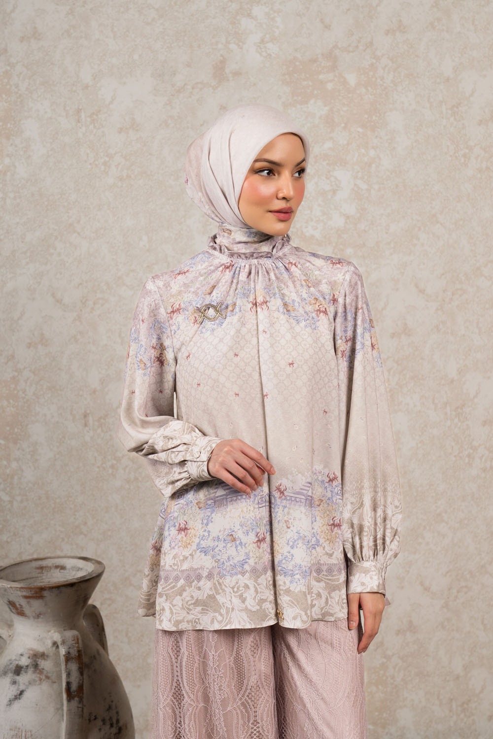 Kasrina Blouse