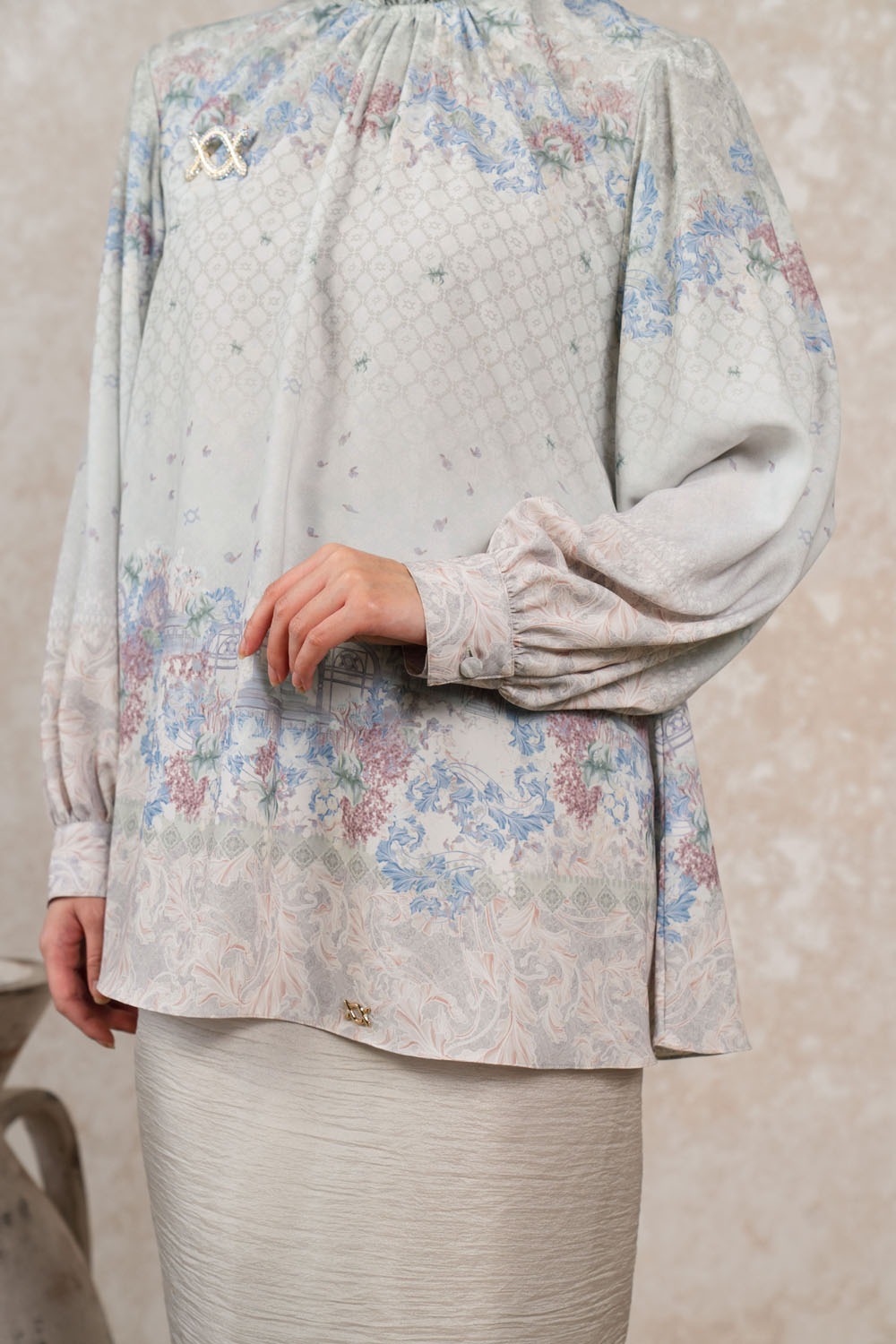 Kasrina Blouse