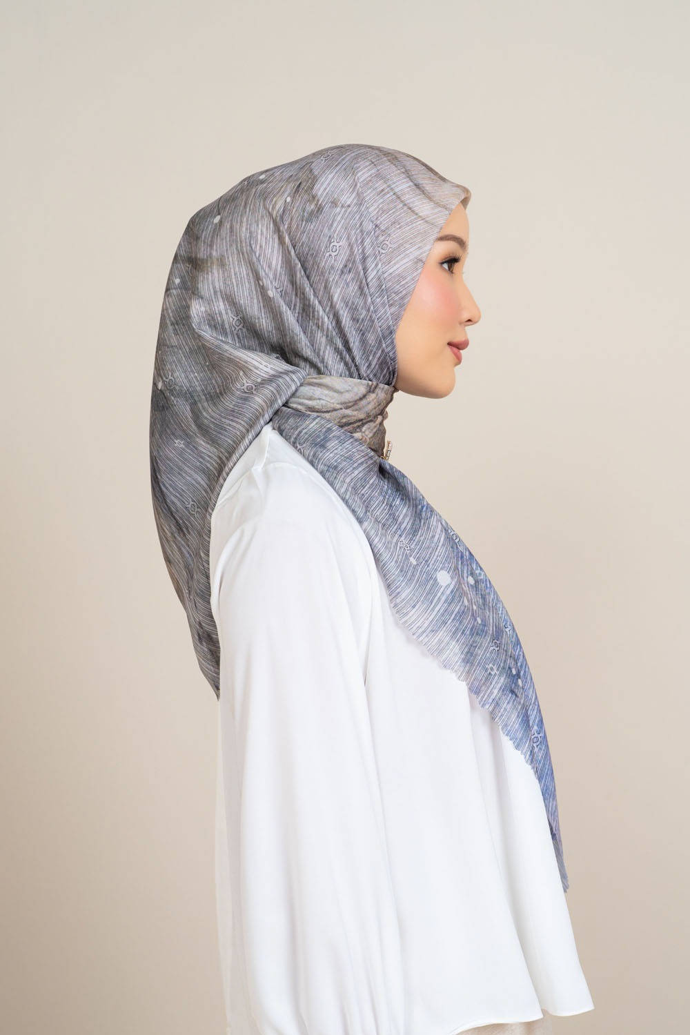 Mariel Scarf