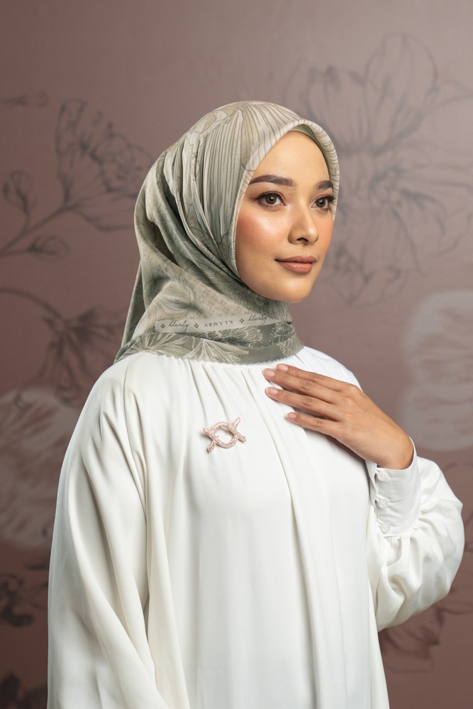 Azalea Scarf