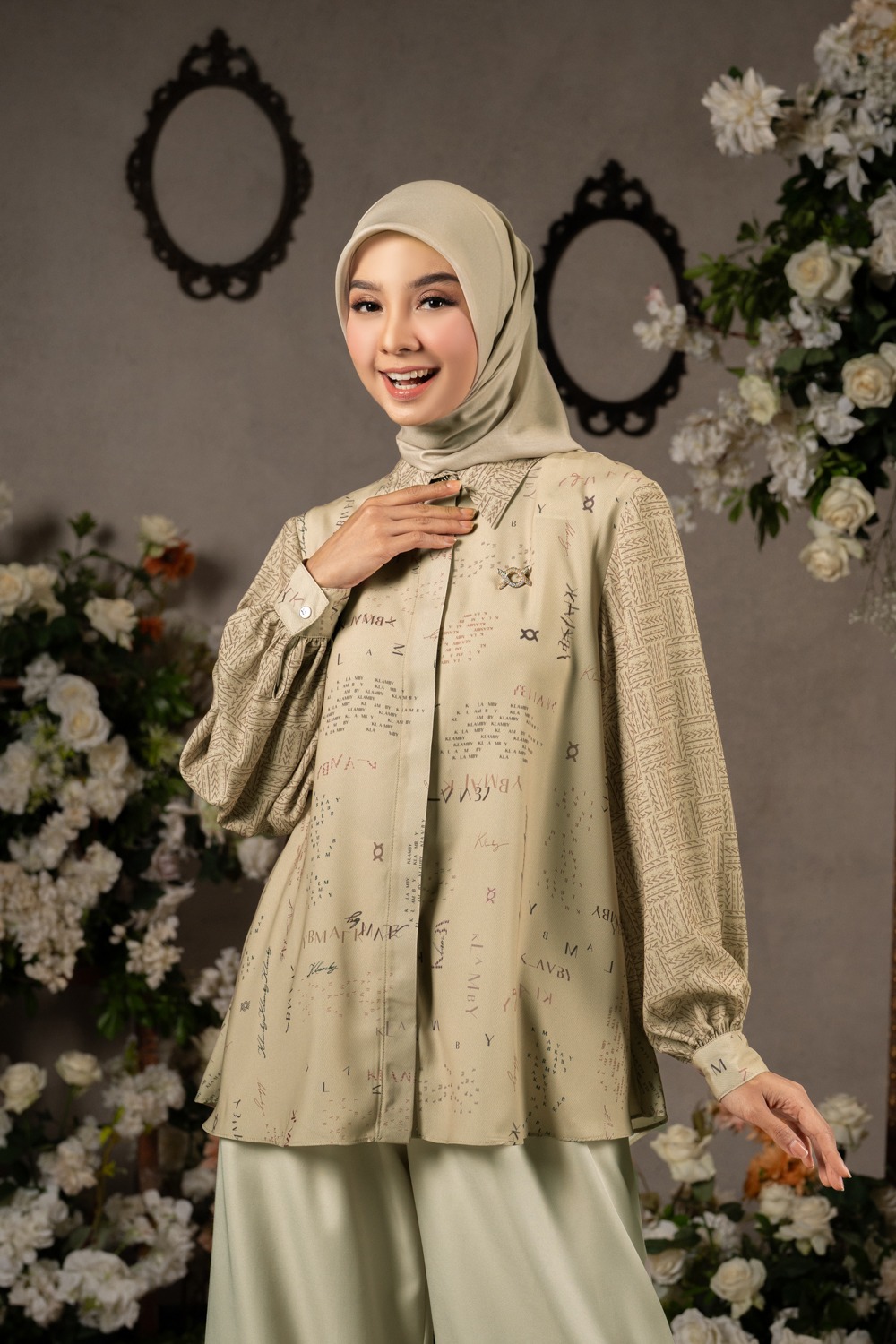 Aksalia Shirt