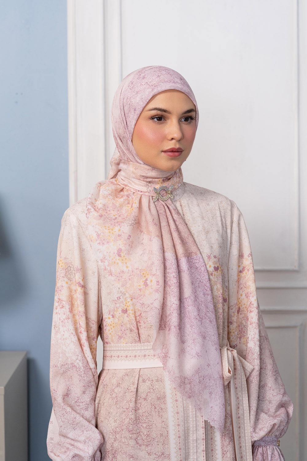Kaia Scarf