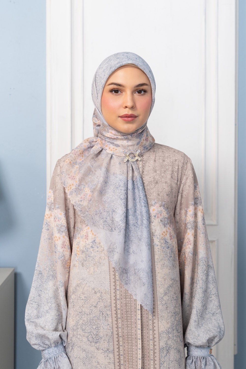 Kaia Scarf
